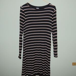 Long sleeve dress perfect for this fall🤍
